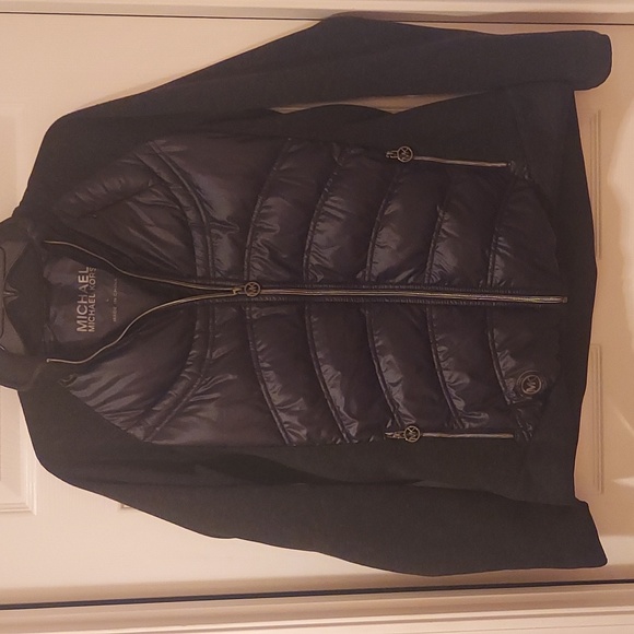 Michael Michael Kors Black Down Jacket - Picture 5 of 10